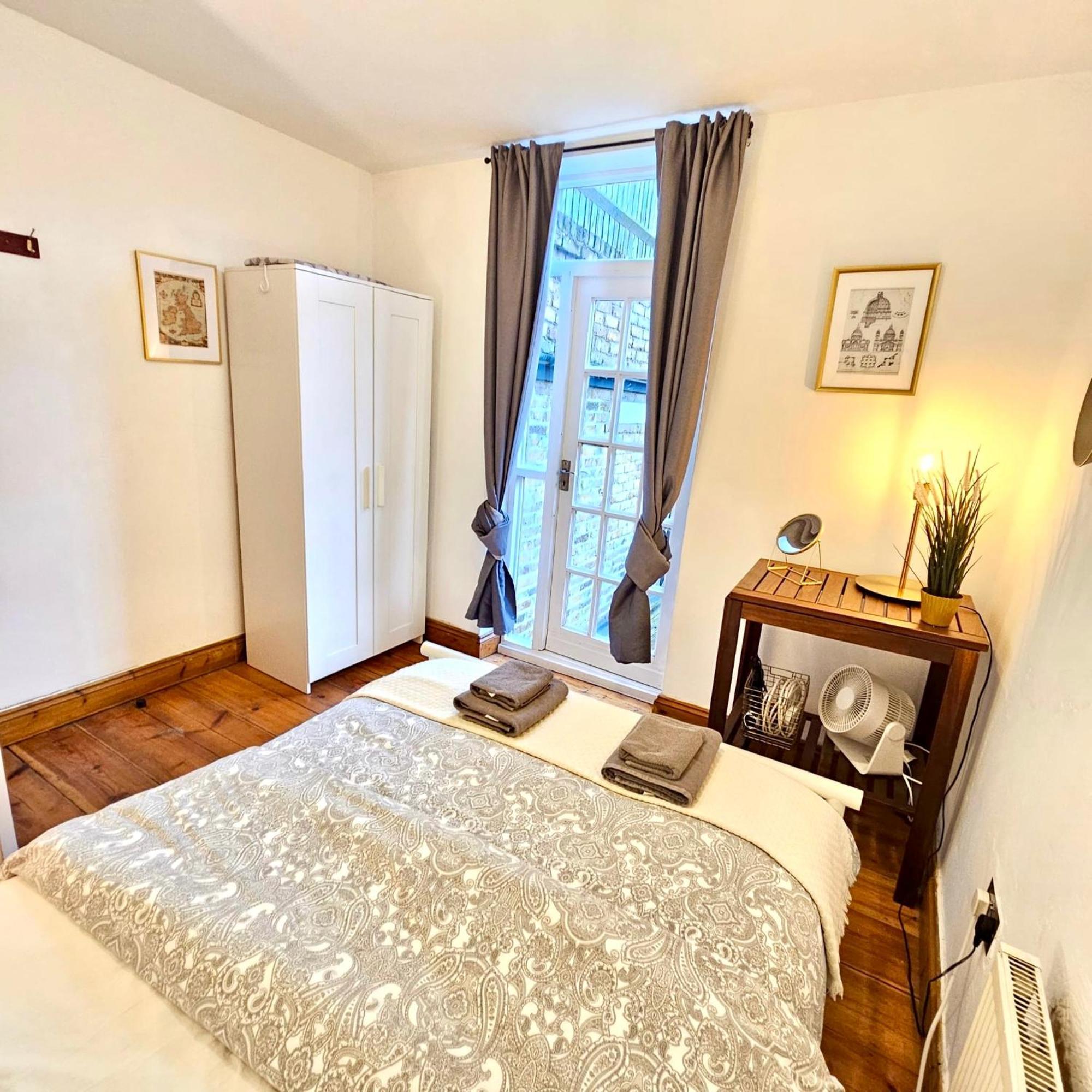 Lovely 1 Bed Apartment 2 Min To Station 런던 외부 사진